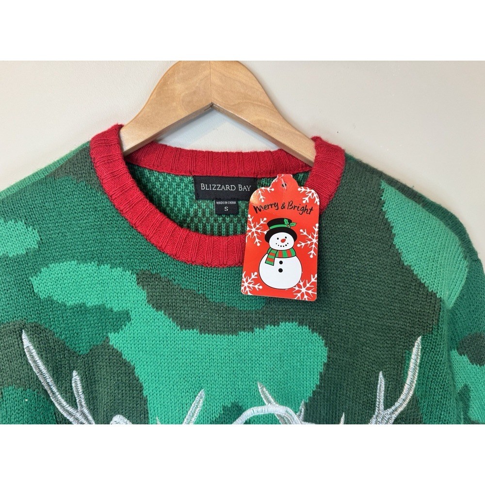 Ugly Christmas Sweater Small Camo Blizzard Bay Santas Drinking Brewdolph NWT - Picture 6 of 15